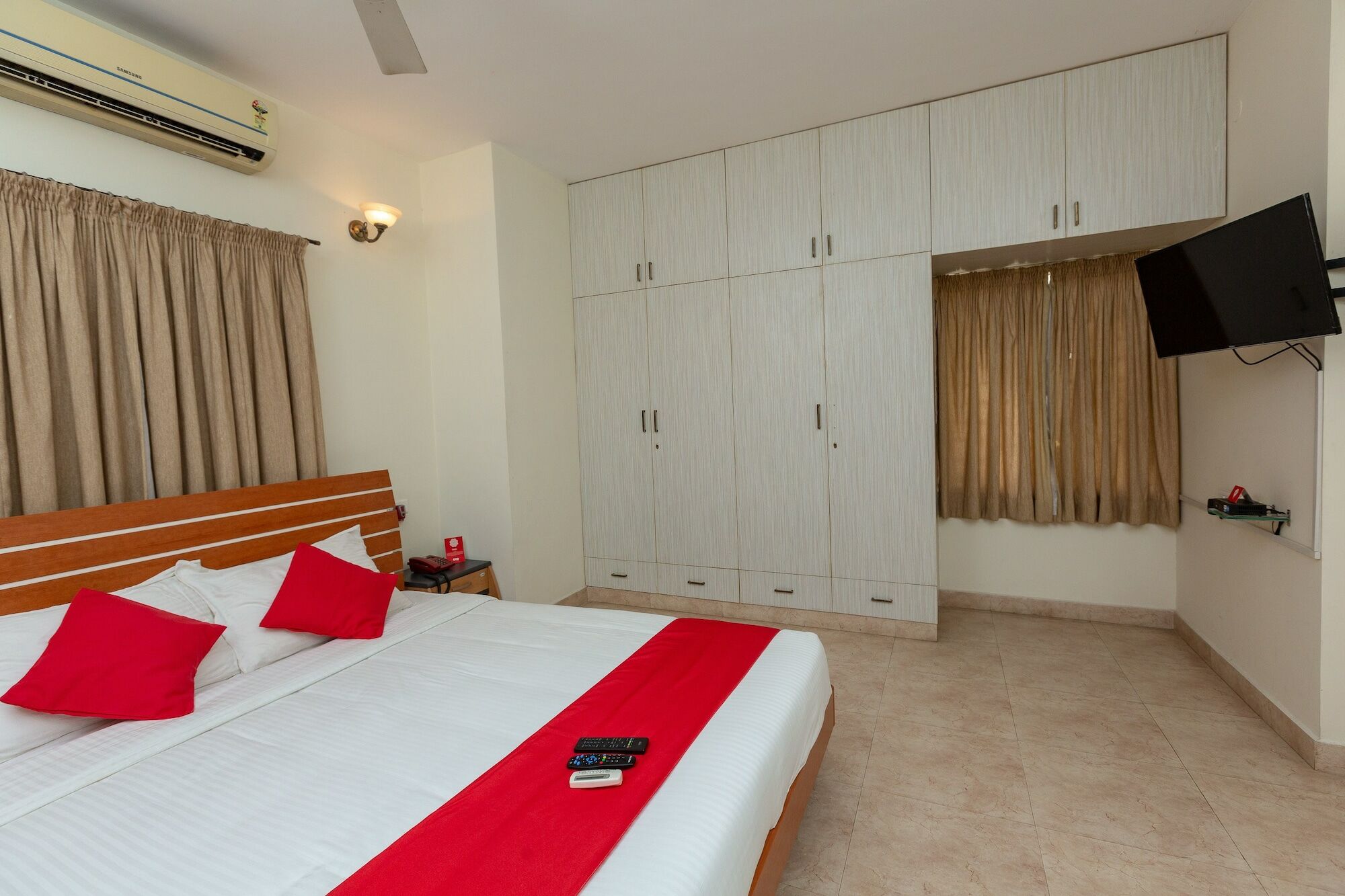 Oyo 23202 Cute Orange Service Apartments Chennai Eksteriør bilde